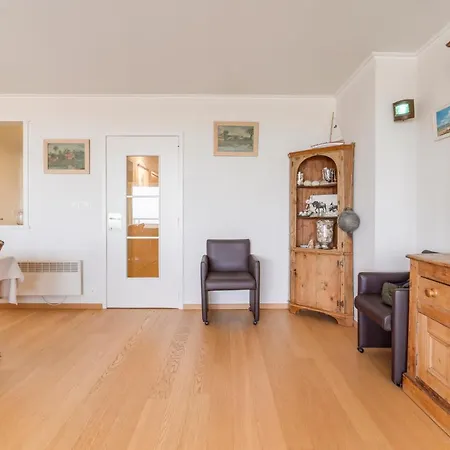 Apartmán Kindvriendelijk App Met Frontaal Zeezicht &garage Koksijde